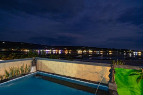 Pula Huts Lembongan